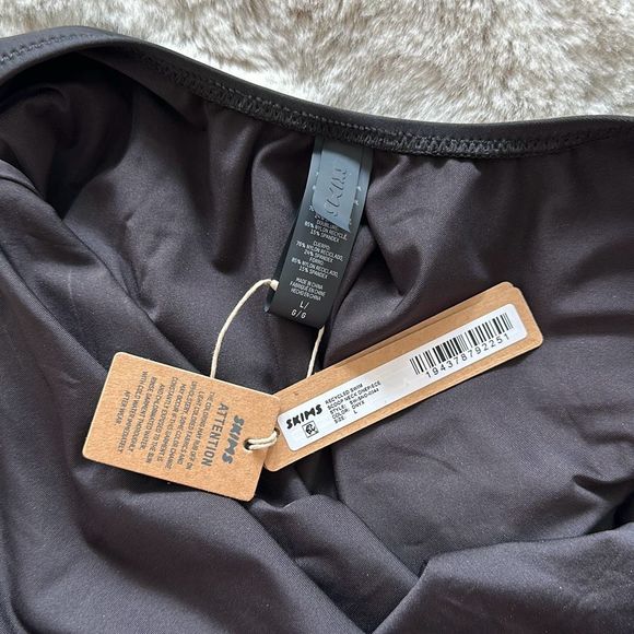 SKIMS Signature Swim Scoop Neck One Piece Onyx Size L - Picture 8 of 9